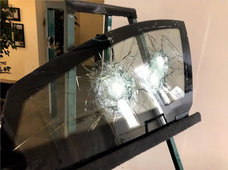 Bulletproof glass for car